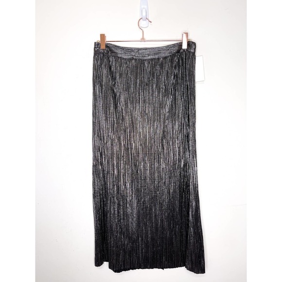 For Love & Lemons Marion Pleated Skirt in Black Metallic Size Large - Picture 2 of 4